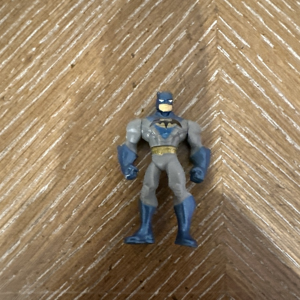 BATMAN UNLIMITED MIGHTY MINIS SERIES 1 BATMAN  2" FIGURE LOOSE‎